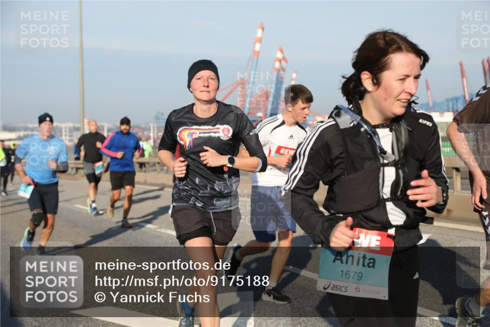 03.10.2025 - Köhlbrandbrückenlauf Yannick Fuchs http://msf.ph/oto/9175188 03.10.2025 08:44:50 Position 2 1679 meine-sportfotos.de