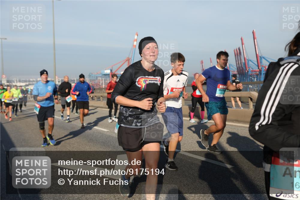 03.10.2025 - Köhlbrandbrückenlauf Yannick Fuchs http://msf.ph/oto/9175194 03.10.2025 08:44:50 Position 2 1014, 16 meine-sportfotos.de
