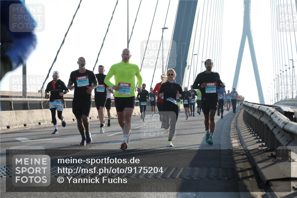 03.10.2025 - Köhlbrandbrückenlauf Yannick Fuchs http://msf.ph/oto/9175204 03.10.2025 08:24:00 Position 1 1194, 1168 meine-sportfotos.de