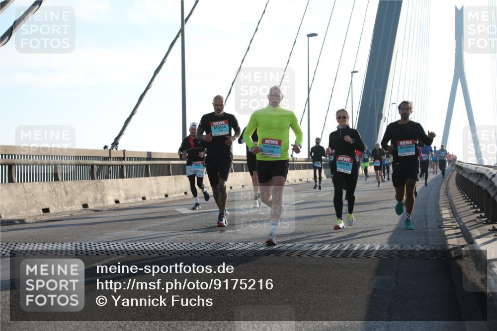 03.10.2025 - Köhlbrandbrückenlauf Yannick Fuchs http://msf.ph/oto/9175216 03.10.2025 08:24:01 Position 1 1194, 1168, 3174 meine-sportfotos.de
