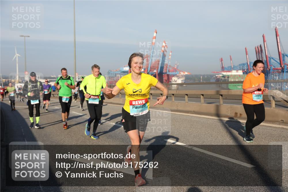 03.10.2025 - Köhlbrandbrückenlauf Yannick Fuchs http://msf.ph/oto/9175262 03.10.2025 08:44:56 Position 2 3334, 1350 meine-sportfotos.de