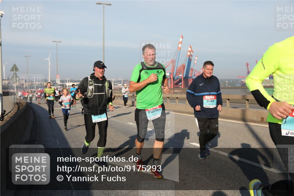 03.10.2025 - Köhlbrandbrückenlauf Yannick Fuchs http://msf.ph/oto/9175293 03.10.2025 08:44:58 Position 2 1512, 2711, 1233 meine-sportfotos.de