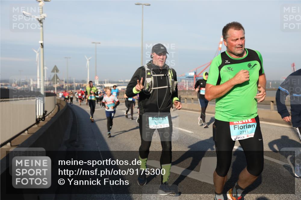 03.10.2025 - Köhlbrandbrückenlauf Yannick Fuchs http://msf.ph/oto/9175300 03.10.2025 08:44:59 Position 2 1512, 2711 meine-sportfotos.de