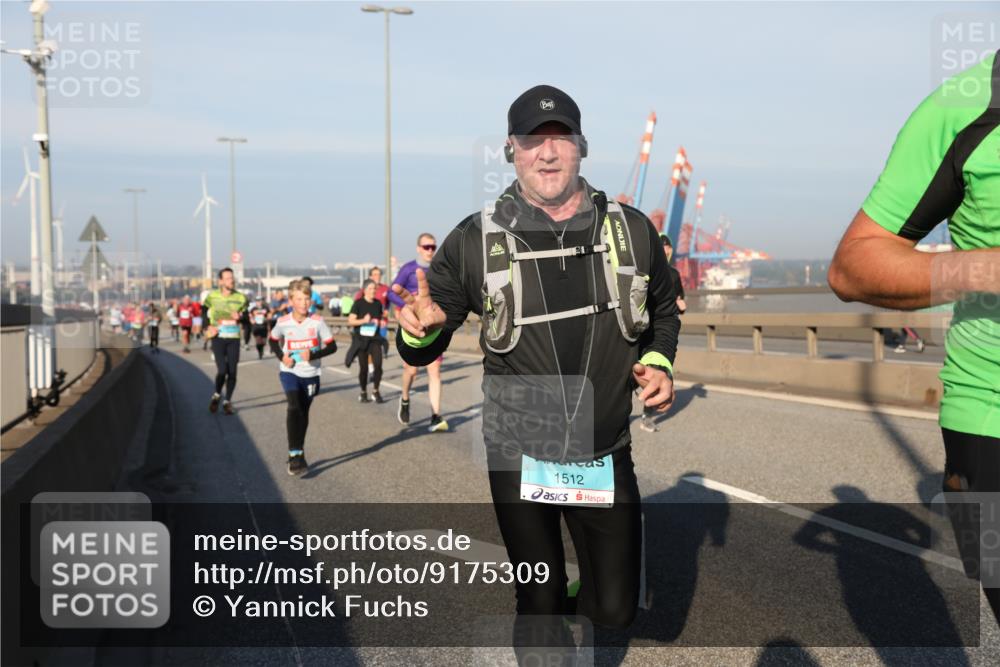 03.10.2025 - Köhlbrandbrückenlauf Yannick Fuchs http://msf.ph/oto/9175309 03.10.2025 08:44:59 Position 2 1512 meine-sportfotos.de