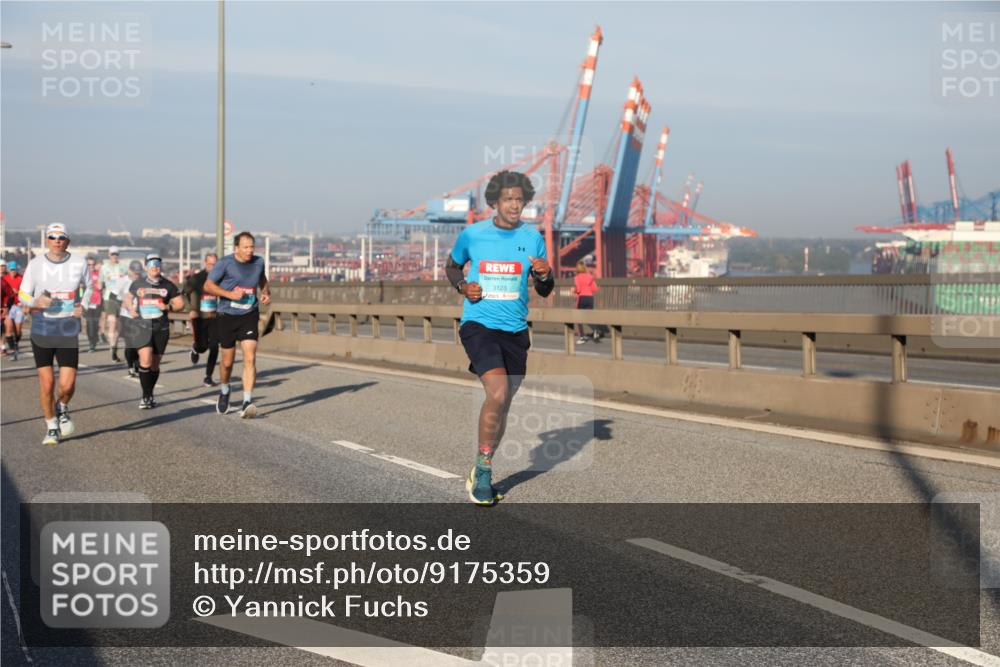 03.10.2025 - Köhlbrandbrückenlauf Yannick Fuchs http://msf.ph/oto/9175359 03.10.2025 08:45:05 Position 2 3123 meine-sportfotos.de