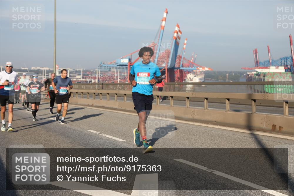 03.10.2025 - Köhlbrandbrückenlauf Yannick Fuchs http://msf.ph/oto/9175363 03.10.2025 08:45:05 Position 2 3123 meine-sportfotos.de