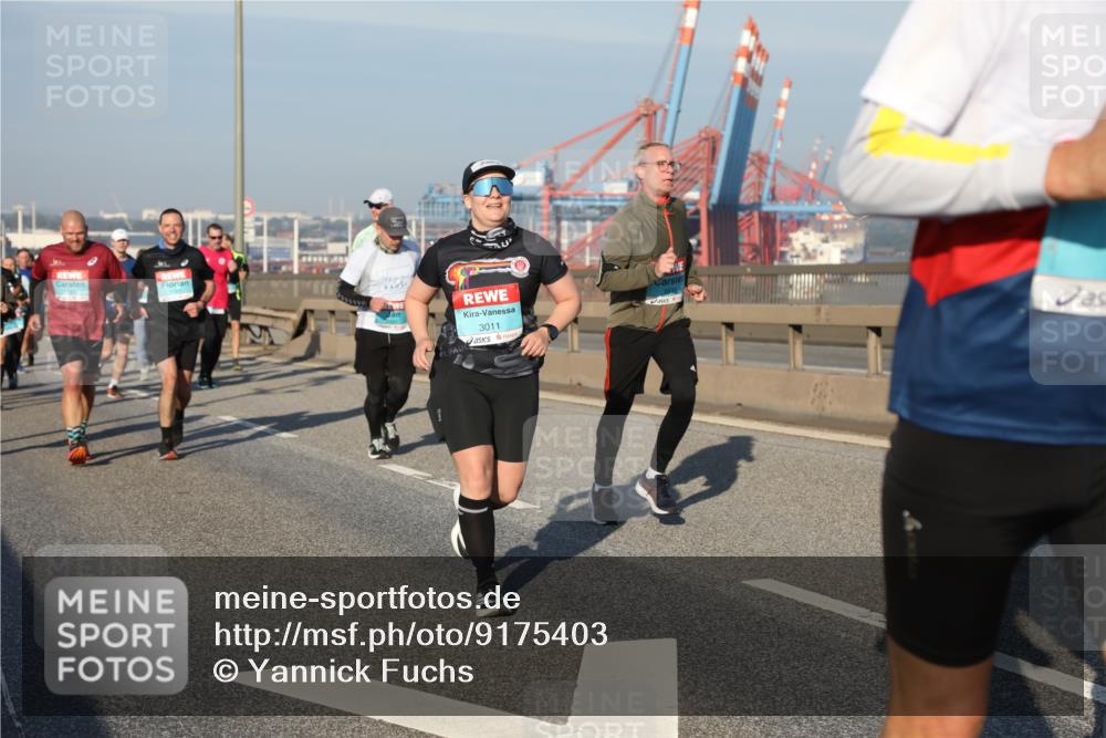 03.10.2025 - Köhlbrandbrückenlauf Yannick Fuchs http://msf.ph/oto/9175403 03.10.2025 08:45:09 Position 2 3011 meine-sportfotos.de