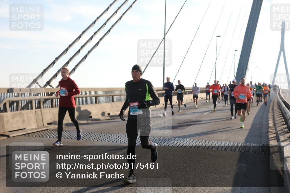 03.10.2025 - Köhlbrandbrückenlauf Yannick Fuchs http://msf.ph/oto/9175461 03.10.2025 08:24:27 Position 1 3301 meine-sportfotos.de