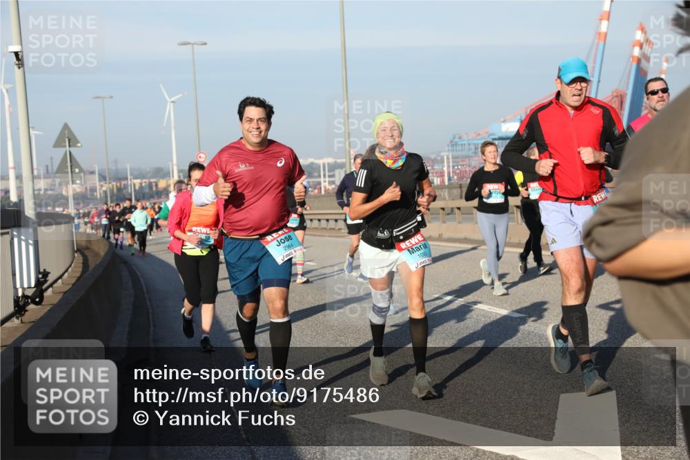 03.10.2025 - Köhlbrandbrückenlauf Yannick Fuchs http://msf.ph/oto/9175486 03.10.2025 08:45:15 Position 2 2964, 1093 meine-sportfotos.de