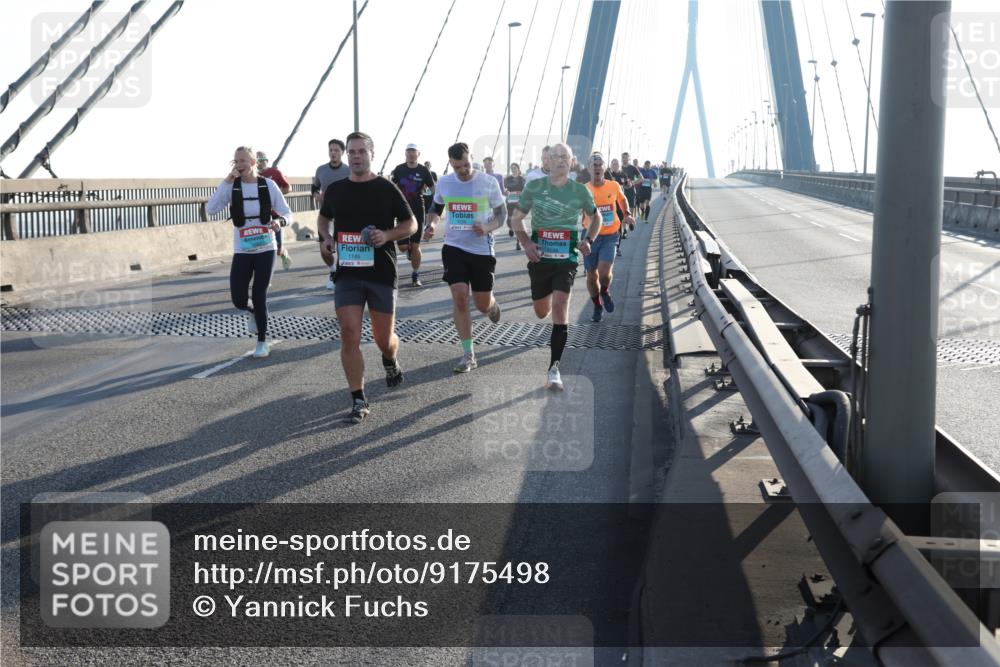 03.10.2025 - Köhlbrandbrückenlauf Yannick Fuchs http://msf.ph/oto/9175498 03.10.2025 08:24:33 Position 1 1146 meine-sportfotos.de