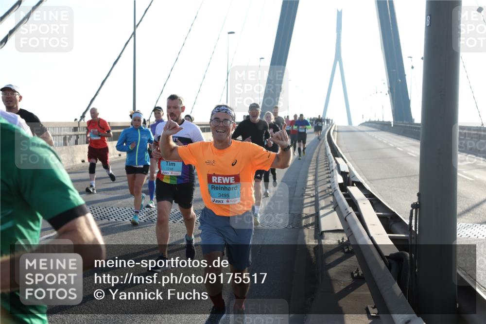 03.10.2025 - Köhlbrandbrückenlauf Yannick Fuchs http://msf.ph/oto/9175517 03.10.2025 08:24:35 Position 1 1248, 3495, 8 meine-sportfotos.de