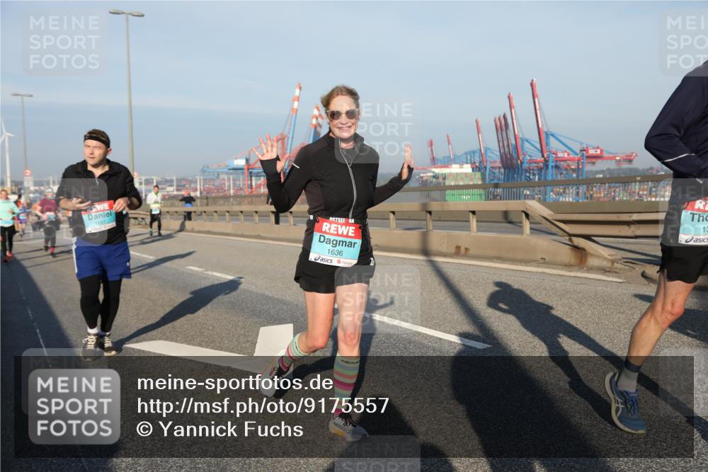 03.10.2025 - Köhlbrandbrückenlauf Yannick Fuchs http://msf.ph/oto/9175557 03.10.2025 08:45:21 Position 2 1636, 13 meine-sportfotos.de
