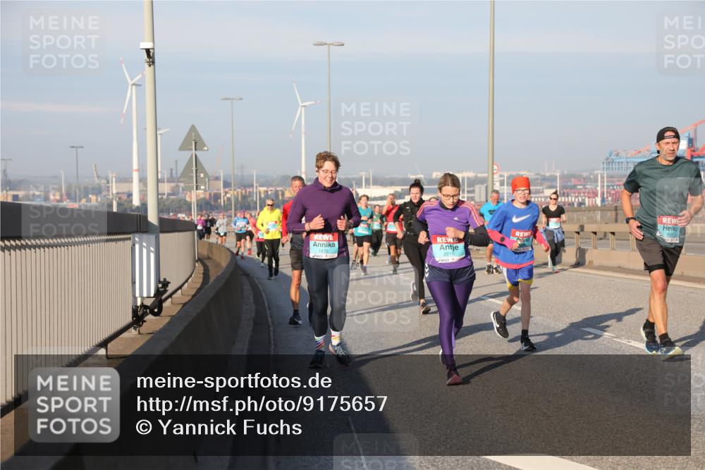 03.10.2025 - Köhlbrandbrückenlauf Yannick Fuchs http://msf.ph/oto/9175657 03.10.2025 08:45:31 Position 2 1470, 2015, 1501 meine-sportfotos.de
