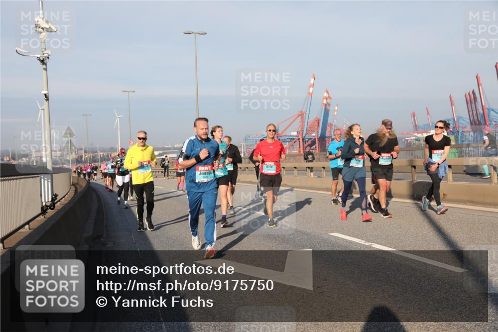 03.10.2025 - Köhlbrandbrückenlauf Yannick Fuchs http://msf.ph/oto/9175750 03.10.2025 08:45:38 Position 2  meine-sportfotos.de