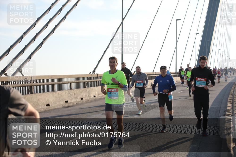 03.10.2025 - Köhlbrandbrückenlauf Yannick Fuchs http://msf.ph/oto/9175764 03.10.2025 08:24:53 Position 1 1182, 1368 meine-sportfotos.de