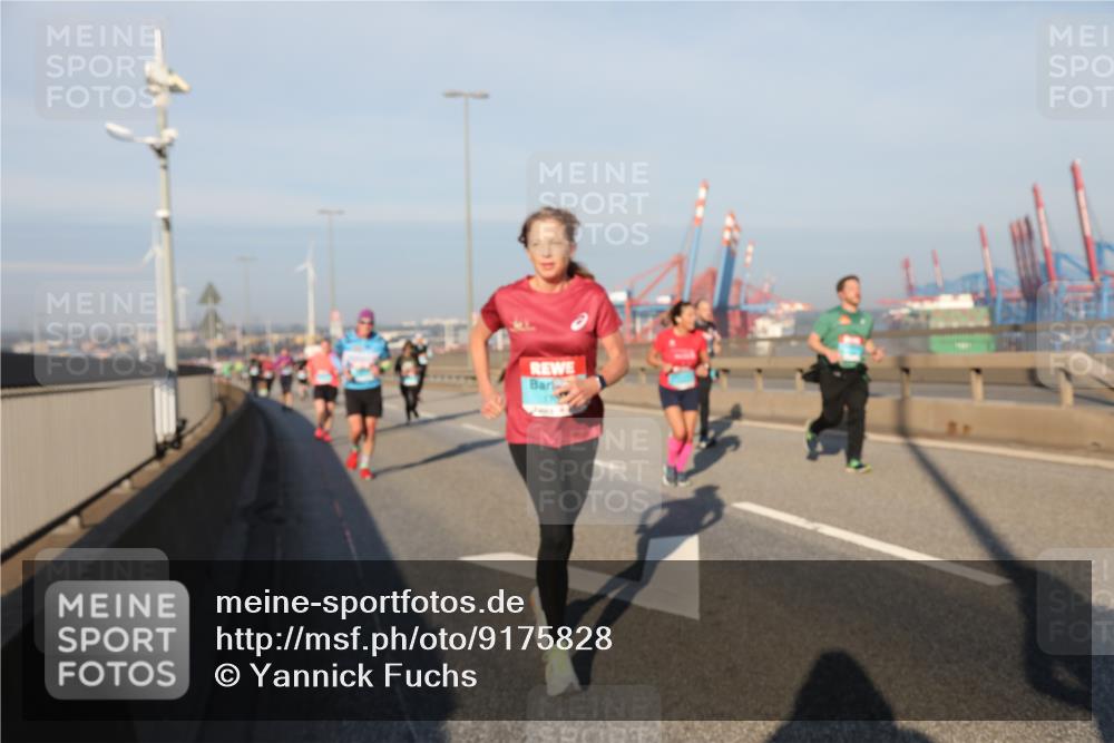 03.10.2025 - Köhlbrandbrückenlauf Yannick Fuchs http://msf.ph/oto/9175828 03.10.2025 08:45:44 Position 2  meine-sportfotos.de