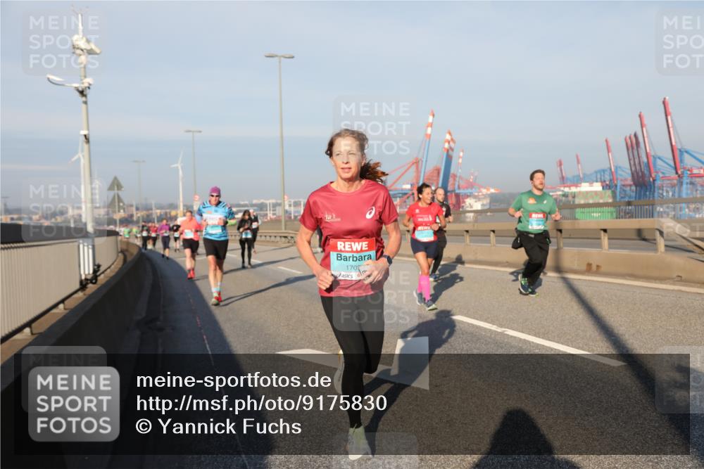 03.10.2025 - Köhlbrandbrückenlauf Yannick Fuchs http://msf.ph/oto/9175830 03.10.2025 08:45:44 Position 2 170 meine-sportfotos.de