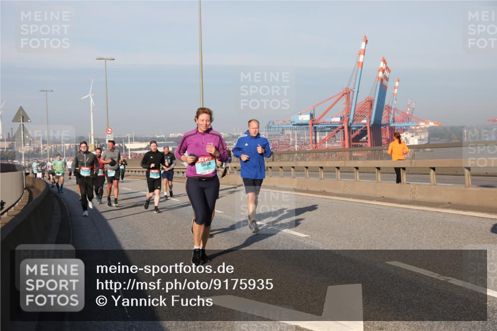 03.10.2025 - Köhlbrandbrückenlauf Yannick Fuchs http://msf.ph/oto/9175935 03.10.2025 08:45:53 Position 2 1444 meine-sportfotos.de