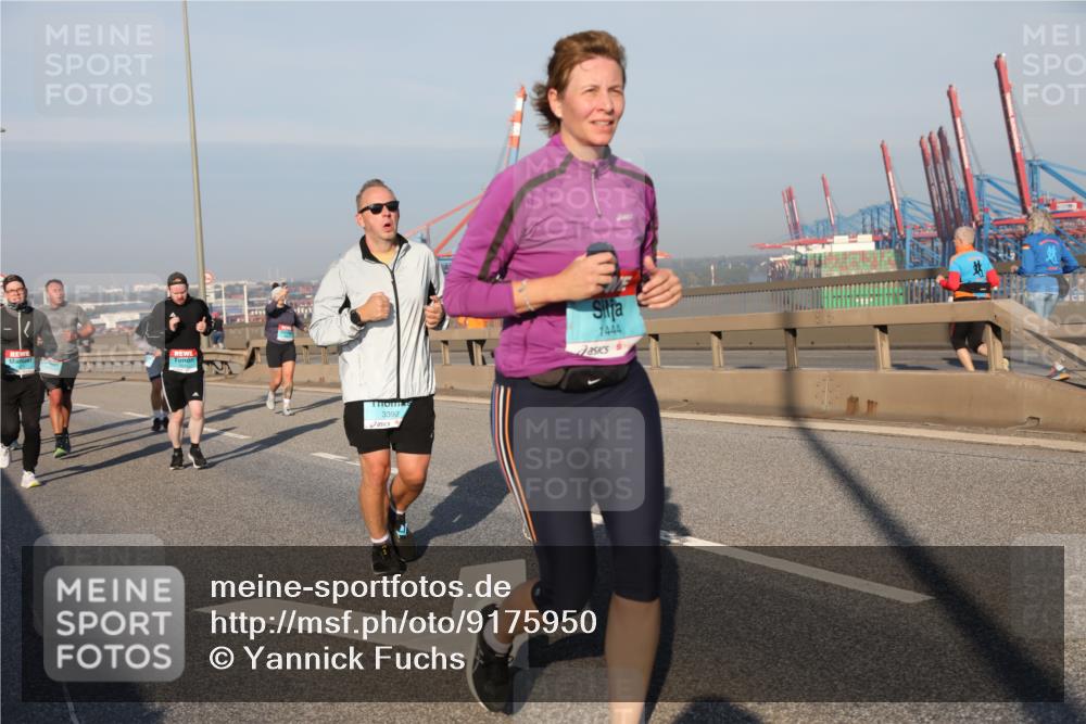 03.10.2025 - Köhlbrandbrückenlauf Yannick Fuchs http://msf.ph/oto/9175950 03.10.2025 08:45:55 Position 2 3392, 3805, 1444 meine-sportfotos.de