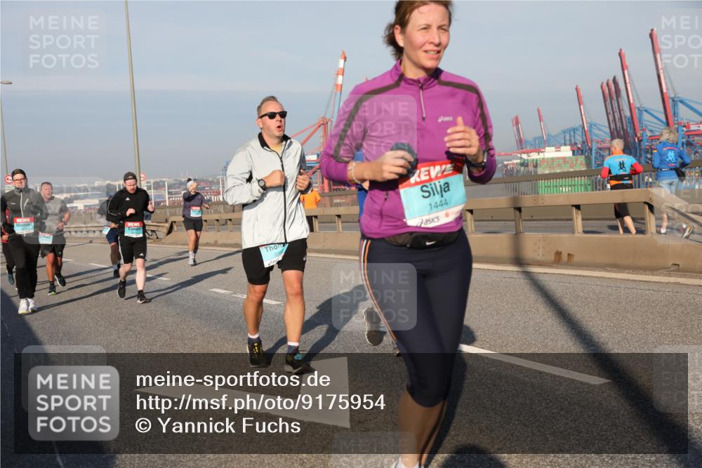 03.10.2025 - Köhlbrandbrückenlauf Yannick Fuchs http://msf.ph/oto/9175954 03.10.2025 08:45:55 Position 2 1444 meine-sportfotos.de