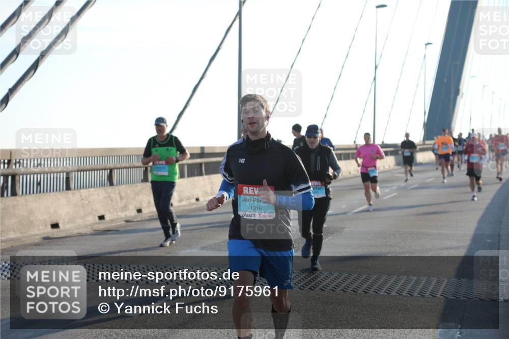 03.10.2025 - Köhlbrandbrückenlauf Yannick Fuchs http://msf.ph/oto/9175961 03.10.2025 08:25:15 Position 1 6, 1316 meine-sportfotos.de