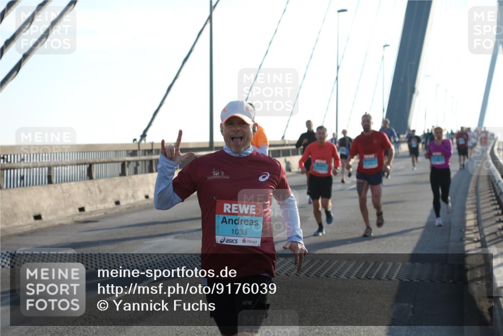 03.10.2025 - Köhlbrandbrückenlauf Yannick Fuchs http://msf.ph/oto/9176039 03.10.2025 08:25:22 Position 1 11, 1033 meine-sportfotos.de