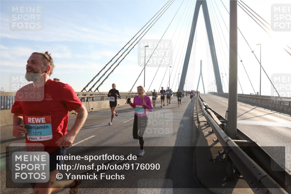 03.10.2025 - Köhlbrandbrückenlauf Yannick Fuchs http://msf.ph/oto/9176090 03.10.2025 08:25:26 Position 1 1273 meine-sportfotos.de