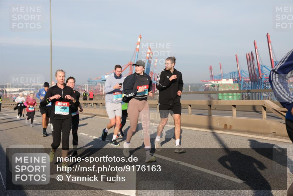 03.10.2025 - Köhlbrandbrückenlauf Yannick Fuchs http://msf.ph/oto/9176163 03.10.2025 08:46:20 Position 2 1627 meine-sportfotos.de