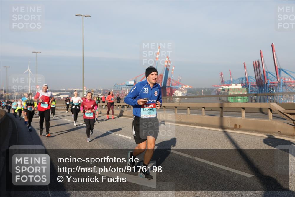 03.10.2025 - Köhlbrandbrückenlauf Yannick Fuchs http://msf.ph/oto/9176198 03.10.2025 08:46:23 Position 2 33, 1952 meine-sportfotos.de