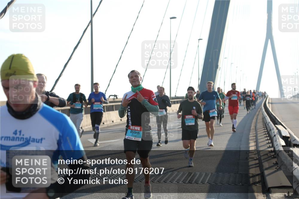 03.10.2025 - Köhlbrandbrückenlauf Yannick Fuchs http://msf.ph/oto/9176207 03.10.2025 08:25:38 Position 1 41, 2014, 3053 meine-sportfotos.de