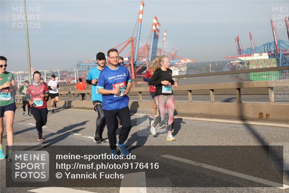 03.10.2025 - Köhlbrandbrückenlauf Yannick Fuchs http://msf.ph/oto/9176416 03.10.2025 08:46:46 Position 2 1604, 3445 meine-sportfotos.de