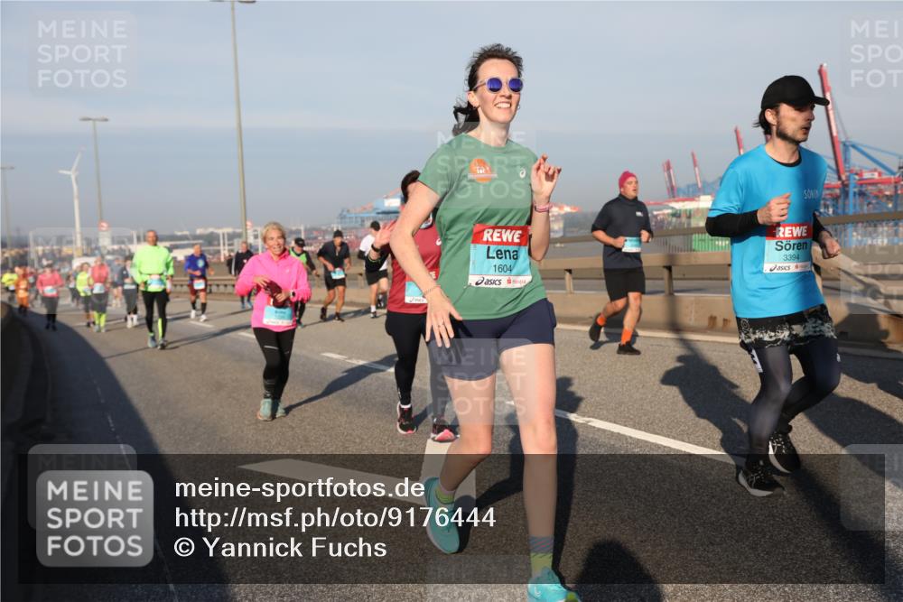 03.10.2025 - Köhlbrandbrückenlauf Yannick Fuchs http://msf.ph/oto/9176444 03.10.2025 08:46:49 Position 2 1604, 3394 meine-sportfotos.de