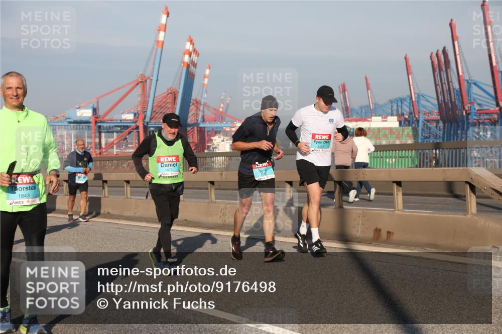 03.10.2025 - Köhlbrandbrückenlauf Yannick Fuchs http://msf.ph/oto/9176498 03.10.2025 08:46:52 Position 2 1843, 1674, 3157, 3780, 0 meine-sportfotos.de