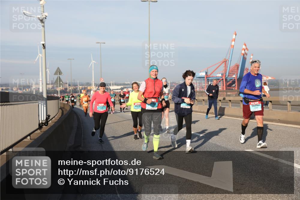 03.10.2025 - Köhlbrandbrückenlauf Yannick Fuchs http://msf.ph/oto/9176524 03.10.2025 08:46:55 Position 2  meine-sportfotos.de