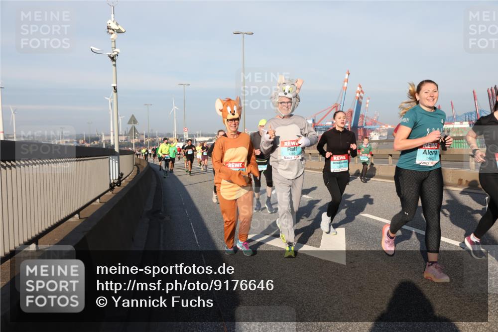 03.10.2025 - Köhlbrandbrückenlauf Yannick Fuchs http://msf.ph/oto/9176646 03.10.2025 08:47:04 Position 2 1460, 1289 meine-sportfotos.de