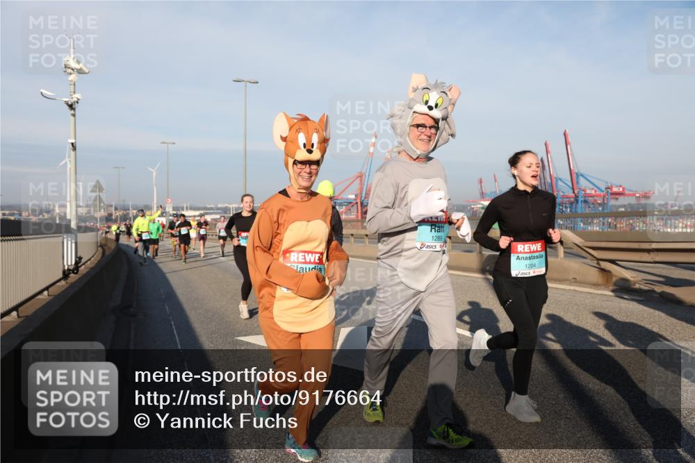 03.10.2025 - Köhlbrandbrückenlauf Yannick Fuchs http://msf.ph/oto/9176664 03.10.2025 08:47:05 Position 2 1289, 1204 meine-sportfotos.de
