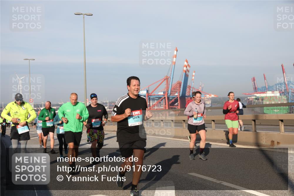 03.10.2025 - Köhlbrandbrückenlauf Yannick Fuchs http://msf.ph/oto/9176723 03.10.2025 08:47:10 Position 2 3748, 1202 meine-sportfotos.de