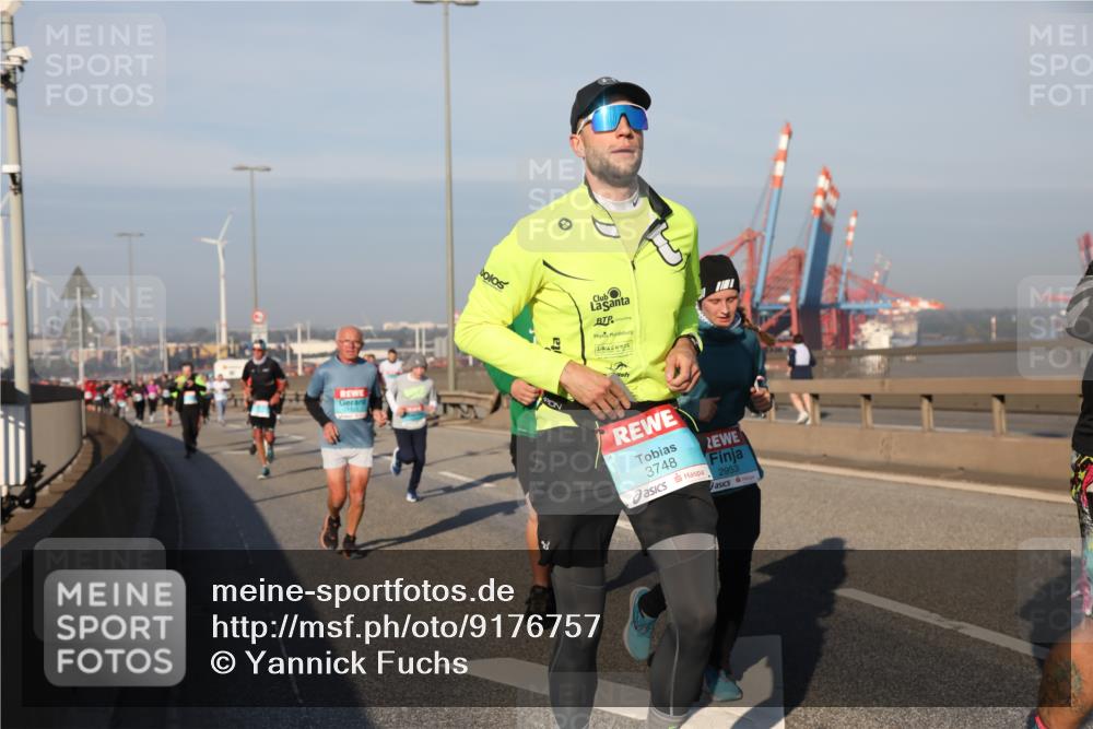 03.10.2025 - Köhlbrandbrückenlauf Yannick Fuchs http://msf.ph/oto/9176757 03.10.2025 08:47:14 Position 2 3748, 2953 meine-sportfotos.de