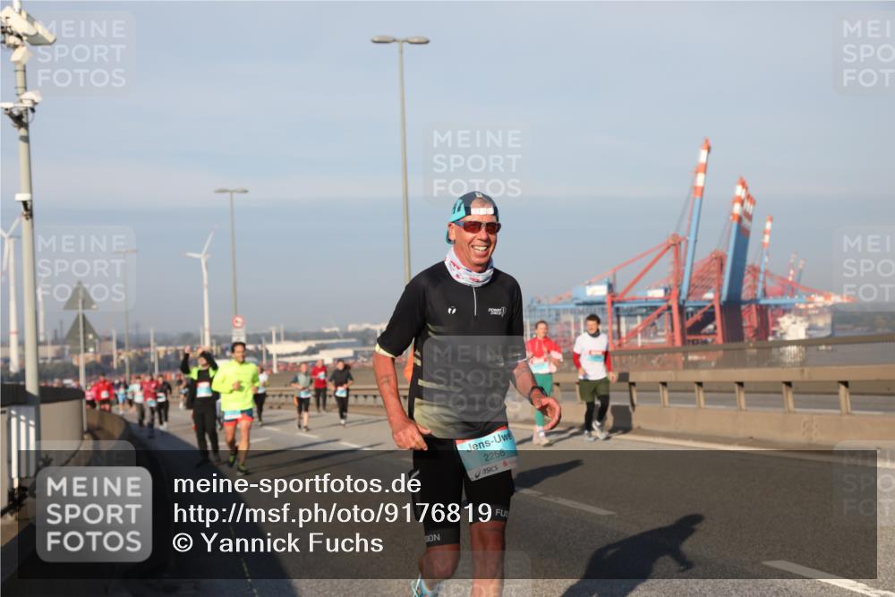 03.10.2025 - Köhlbrandbrückenlauf Yannick Fuchs http://msf.ph/oto/9176819 03.10.2025 08:47:19 Position 2 2256 meine-sportfotos.de