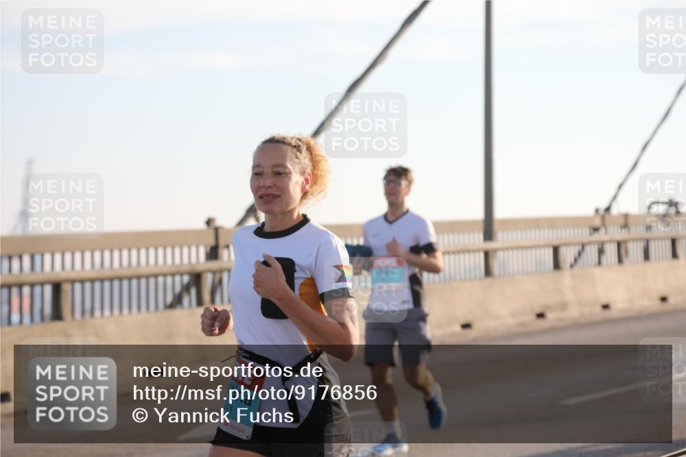 03.10.2025 - Köhlbrandbrückenlauf Yannick Fuchs http://msf.ph/oto/9176856 03.10.2025 08:26:37 Position 1 341 meine-sportfotos.de