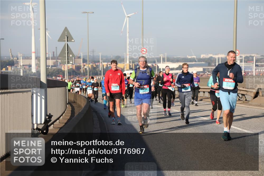 03.10.2025 - Köhlbrandbrückenlauf Yannick Fuchs http://msf.ph/oto/9176967 03.10.2025 08:47:40 Position 2 3796 meine-sportfotos.de
