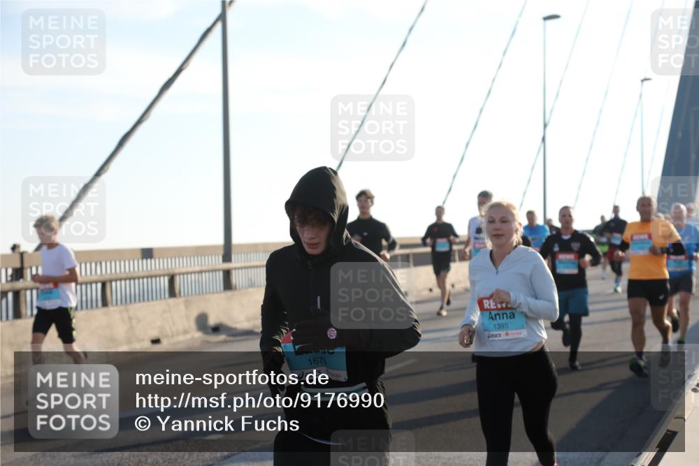 03.10.2025 - Köhlbrandbrückenlauf Yannick Fuchs http://msf.ph/oto/9176990 03.10.2025 08:26:59 Position 1 1673, 1395 meine-sportfotos.de