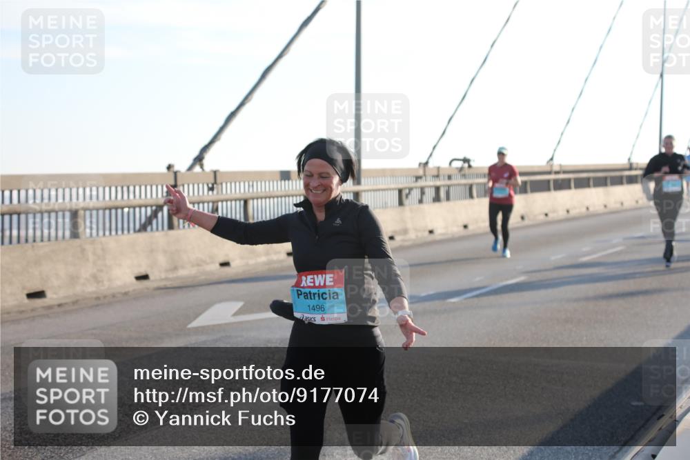 03.10.2025 - Köhlbrandbrückenlauf Yannick Fuchs http://msf.ph/oto/9177074 03.10.2025 08:27:11 Position 1 1496 meine-sportfotos.de