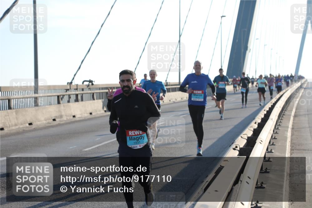 03.10.2025 - Köhlbrandbrückenlauf Yannick Fuchs http://msf.ph/oto/9177110 03.10.2025 08:27:15 Position 1 1931, 11 meine-sportfotos.de