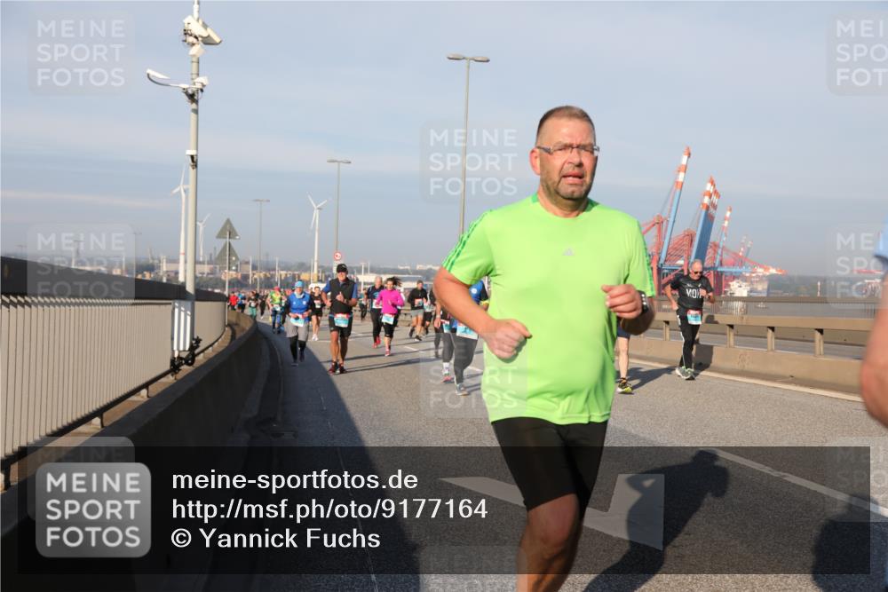 03.10.2025 - Köhlbrandbrückenlauf Yannick Fuchs http://msf.ph/oto/9177164 03.10.2025 08:48:04 Position 2  meine-sportfotos.de