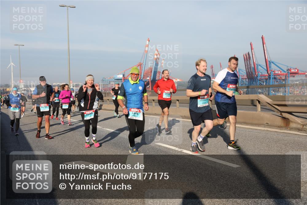03.10.2025 - Köhlbrandbrückenlauf Yannick Fuchs http://msf.ph/oto/9177175 03.10.2025 08:48:07 Position 2  meine-sportfotos.de