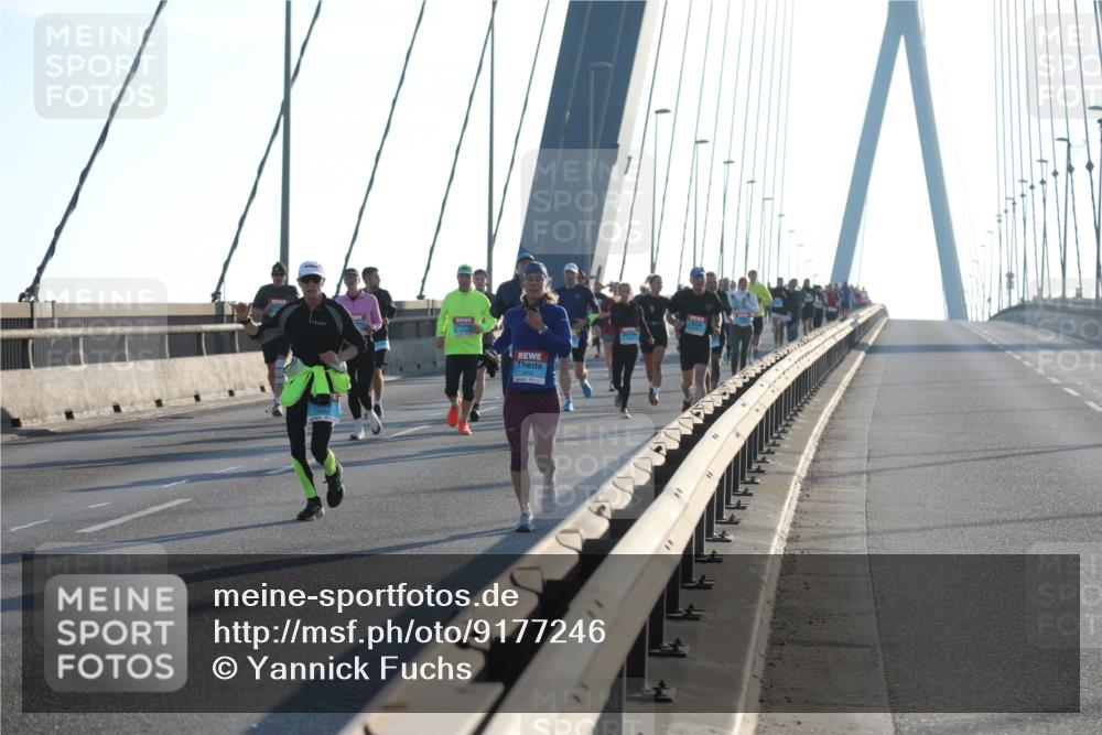 03.10.2025 - Köhlbrandbrückenlauf Yannick Fuchs http://msf.ph/oto/9177246 03.10.2025 08:27:31 Position 1  meine-sportfotos.de
