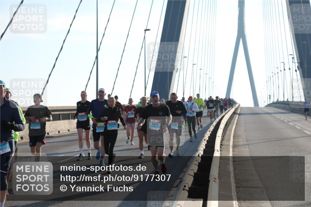 03.10.2025 - Köhlbrandbrückenlauf Yannick Fuchs http://msf.ph/oto/9177307 03.10.2025 08:27:37 Position 1 64, 1369 meine-sportfotos.de
