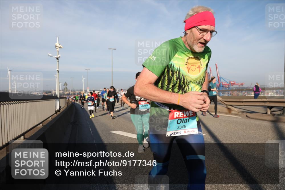 03.10.2025 - Köhlbrandbrückenlauf Yannick Fuchs http://msf.ph/oto/9177346 03.10.2025 08:48:22 Position 2 025, 1773, 3348 meine-sportfotos.de