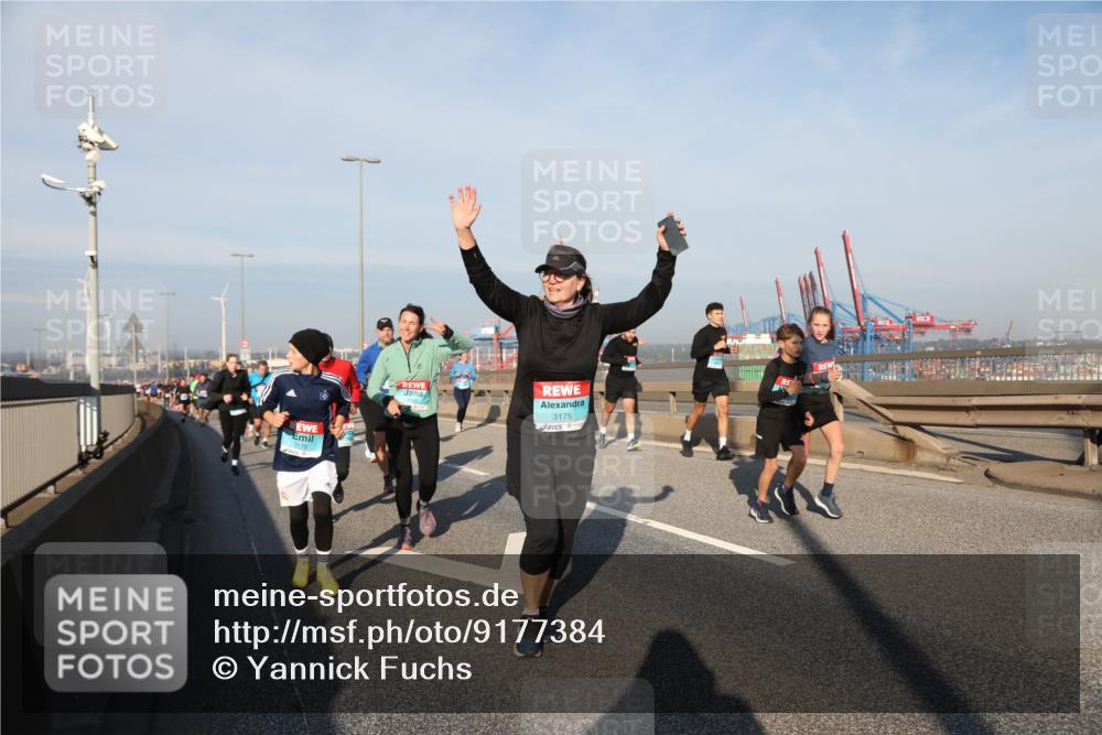 03.10.2025 - Köhlbrandbrückenlauf Yannick Fuchs http://msf.ph/oto/9177384 03.10.2025 08:48:25 Position 2 1, 3175 meine-sportfotos.de